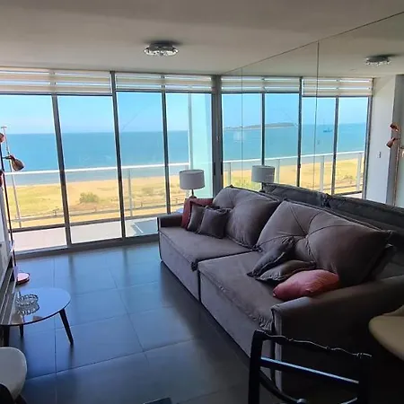 Apartamento frente al mar primera linea de la mansa Pda 26 punta del este penthouse